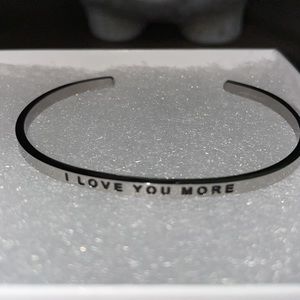 Silver, I Love You More, Bracelet